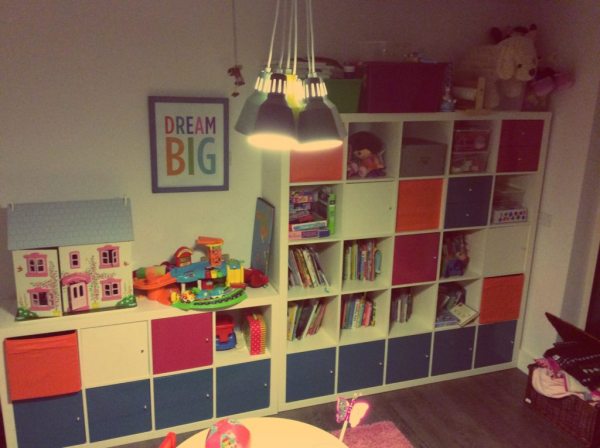 Оформлення дитячої кімнати: збільшуючи простір