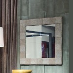 Зеркало в багете и с подсветкой для прихожей – множество способов сделать интерьер особенным