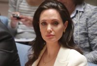 Анджелина Джоли впервые после начала бракоразводного процесса появилась на публике. Фото